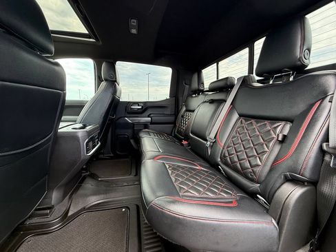 Used 2021 GMC Sierra 1500 AT4 w/ AT4 Premium Package AWD/4WD image 25