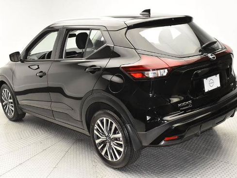 Certified 2024 Nissan Kicks SV FWD image 7