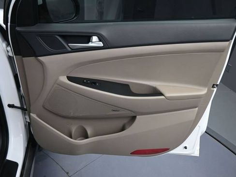 Used 2021 Hyundai Tucson Sport FWD image 21