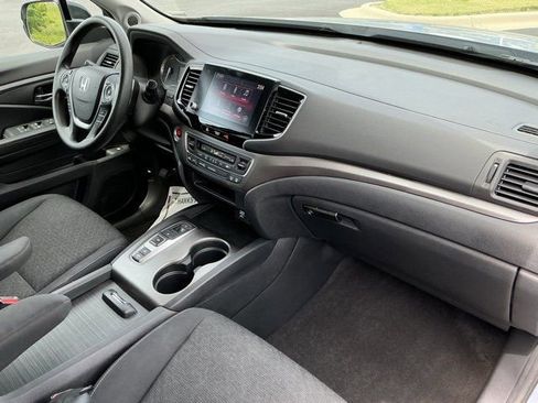 Used 2023 Honda Ridgeline Sport image 20