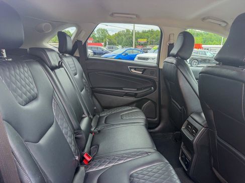 Used 2024 Ford Edge Titanium AWD/4WD image 21
