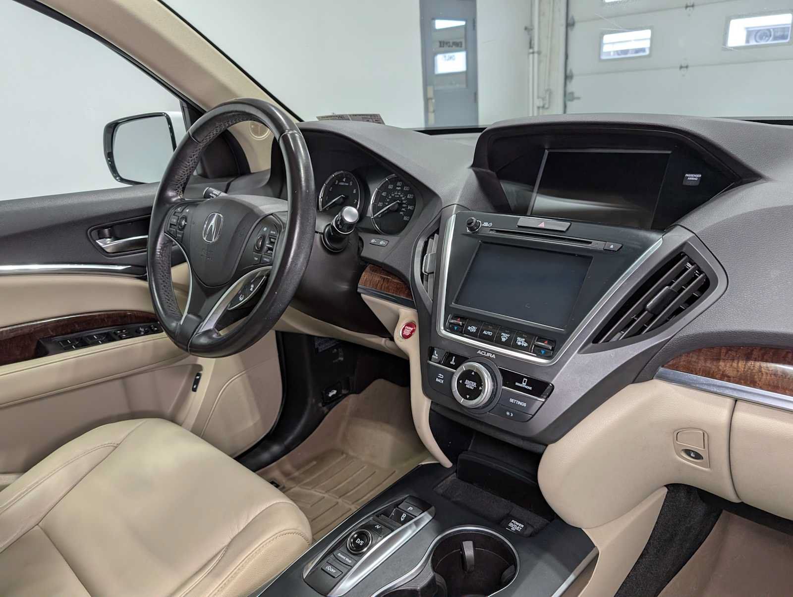 Used 2020 Acura MDX SH-AWD image 41