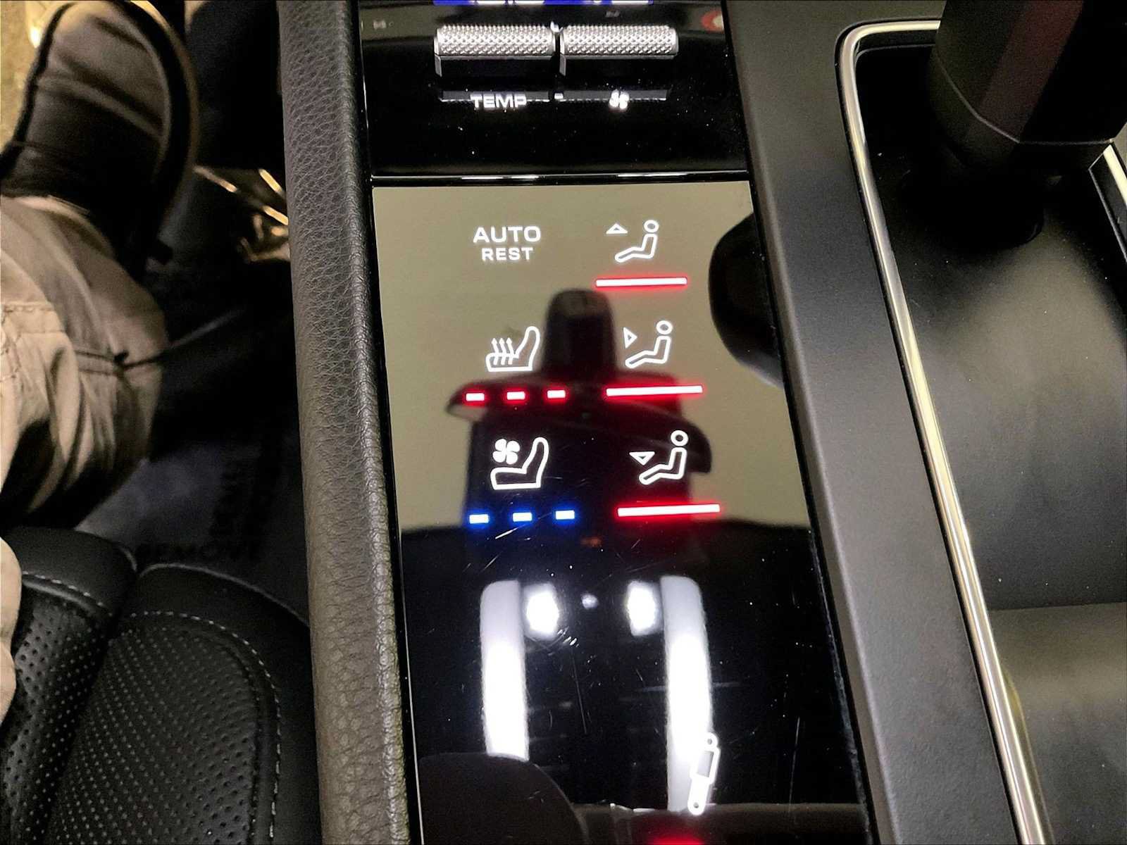 Certified 2024 Porsche Macan S AWD/4WD image 37