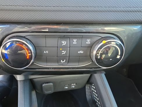 Used 2025 Chevrolet TrailBlazer LT image 20