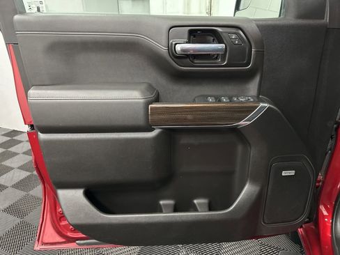 Used 2022 Chevrolet Silverado 1500 RST AWD/4WD image 17