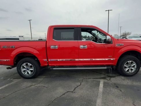 Used 2016 Ford F150 XLT AWD/4WD image 9