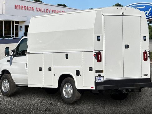 New 2026 Ford E-350 and Econoline 350 Super Duty w/ Power Equipment Group image 6