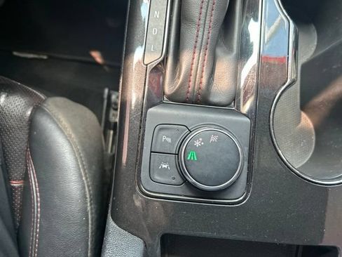 Used 2020 Chevrolet Blazer RS FWD image 34