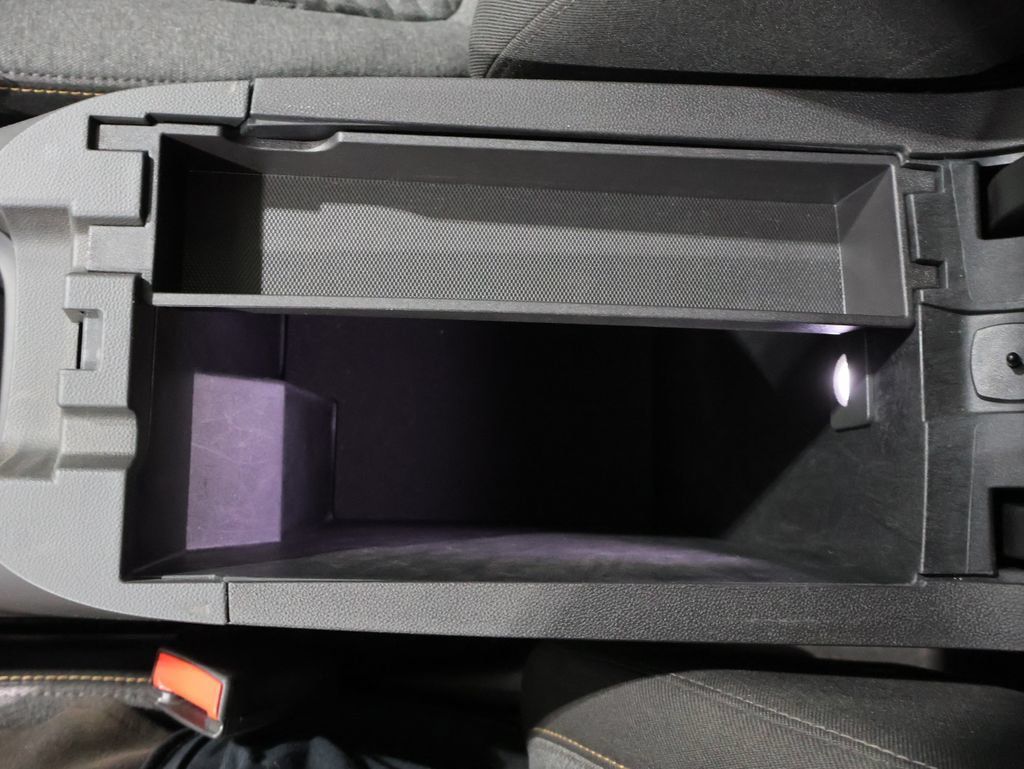 Used 2024 Chevrolet Equinox LT w/ LPO, Floor Liner Package FWD image 33