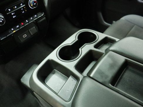 Used 2020 Chevrolet Silverado 1500 Custom w/ Custom Value Package RWD image 17