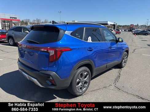 Used 2024 Kia Seltos S FWD image 7