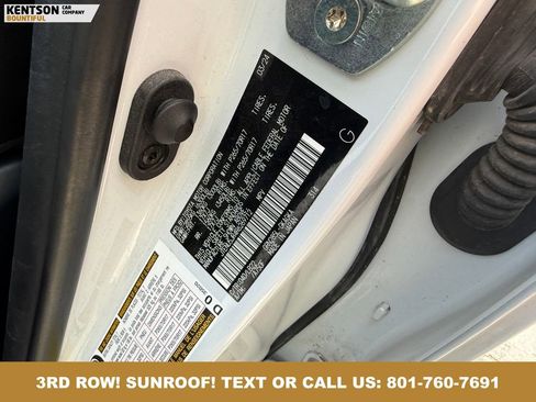 Used 2024 Toyota 4Runner SR5 Premium w/ Moonroof Package AWD/4WD image 38