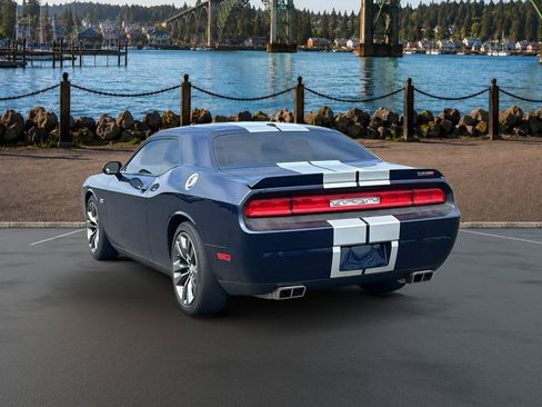 Used 2014 Dodge Challenger SRT8 RWD image 2