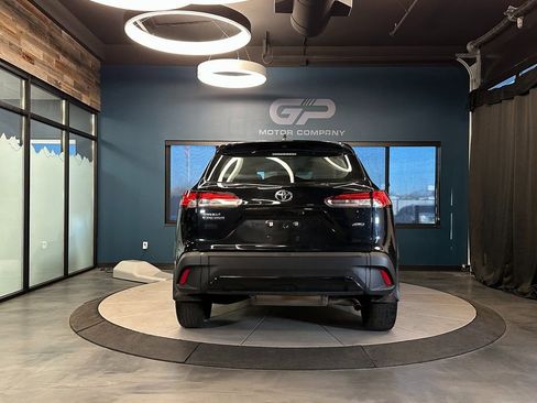 Used 2023 Toyota Corolla Cross L image 4