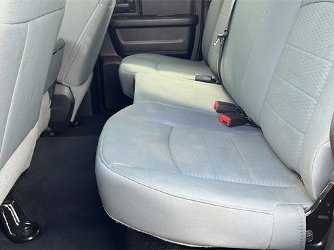 Used 2018 RAM 1500 ST w/ SXT Appearance Group image 27