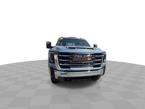 Certified 2025 GMC Sierra 2500 SLT w/ SLT Convenience Package AWD/4WD image 3