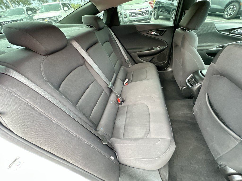 Used 2024 Chevrolet Malibu LT FWD image 26