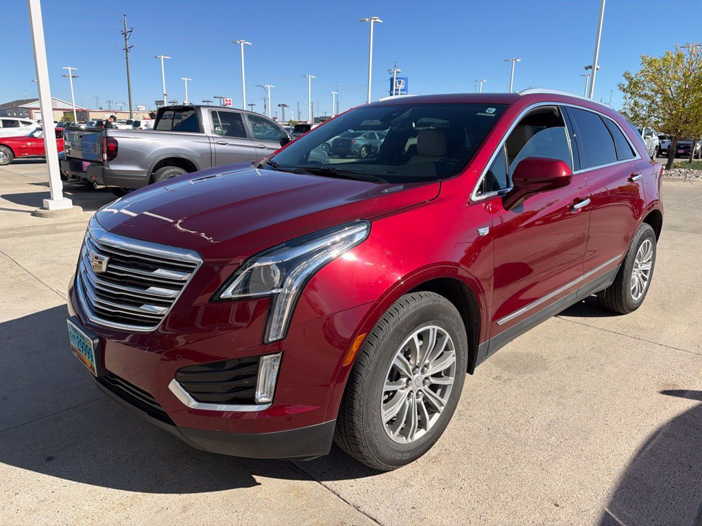 Used 2018 Cadillac XT5 Luxury w/ Driver Awareness Package AWD/4WD image 8