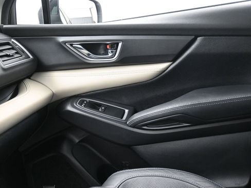 Used 2022 Subaru Ascent Limited w/ Technology Package image 28