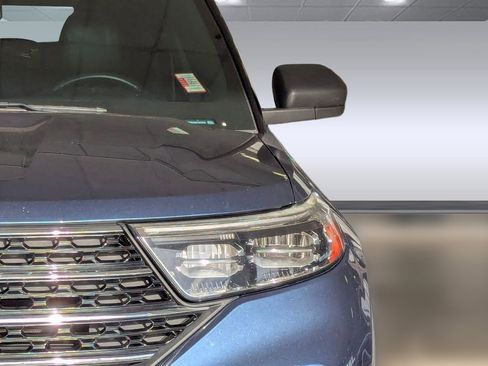 Certified 2020 Ford Explorer XLT image 10