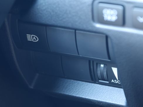 Used 2025 Lexus IS 350 F Sport w/ Accessory Package RWD image 15
