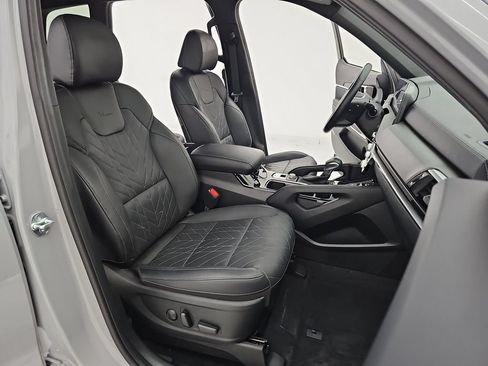 Used 2024 Kia Telluride EX X-Line AWD/4WD image 12