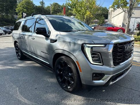 Used 2026 GMC Yukon XL Denali w/ Denali Reserve Package AWD/4WD image 4