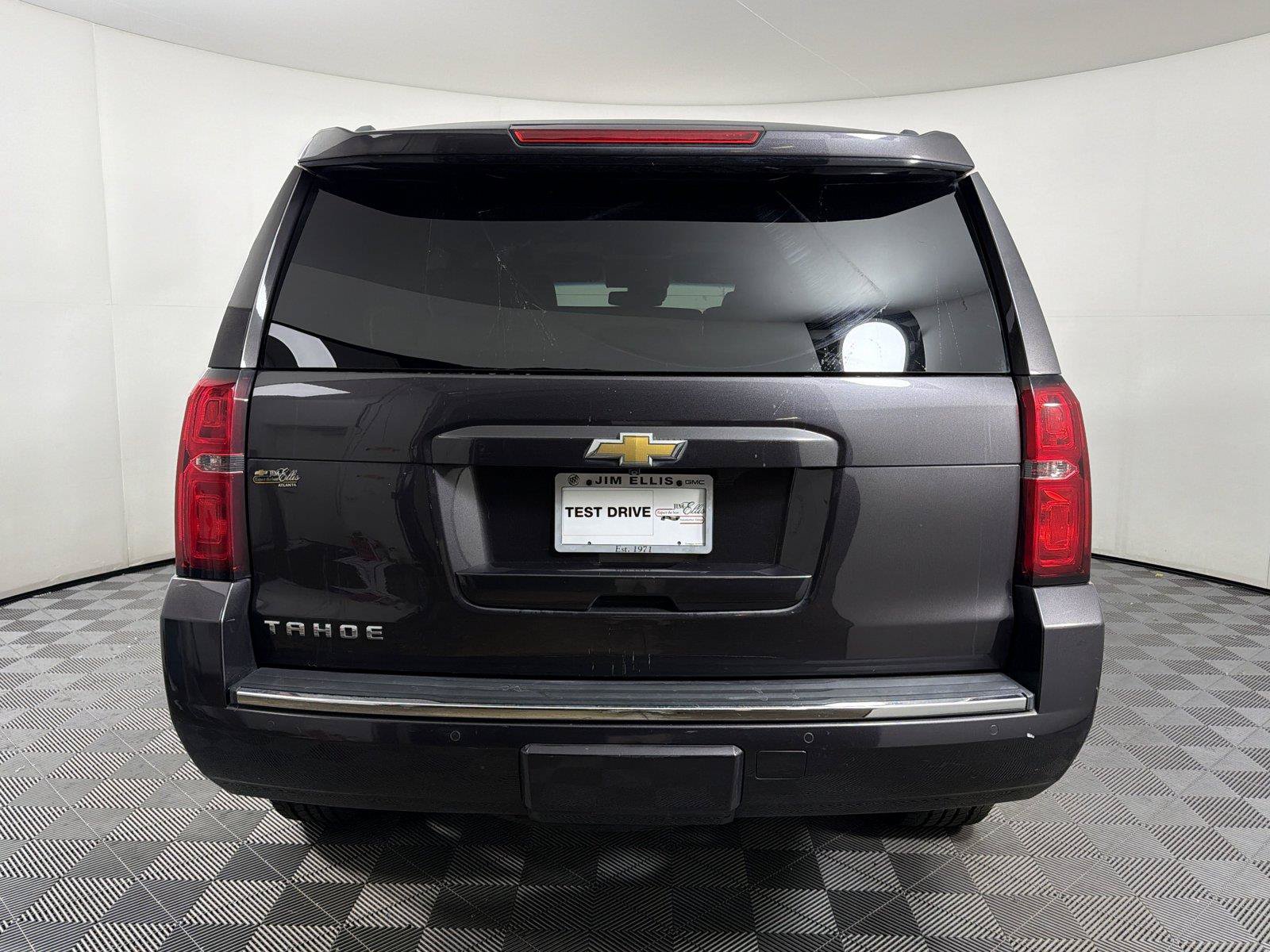 Used 2015 Chevrolet Tahoe LTZ RWD image 4