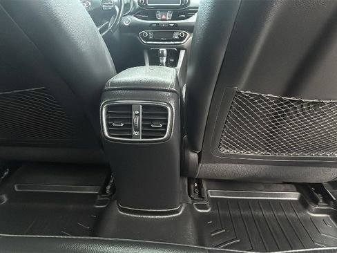 Used 2018 Hyundai Elantra GT w/ Tech Package 03 image 22