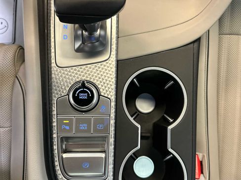 Certified 2023 Genesis G70 2.0T w/ Sport Prestige Package image 28