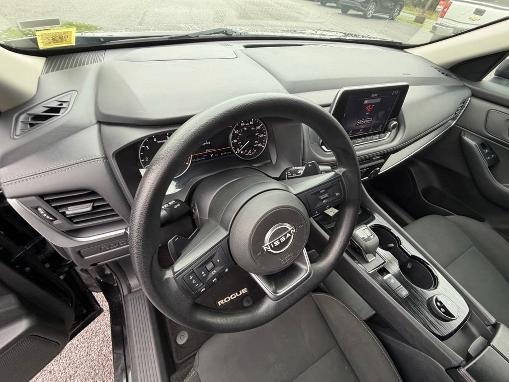 Used 2024 Nissan Rogue S AWD/4WD image 12