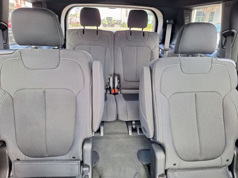 Used 2025 Jeep Grand Cherokee L Laredo w/ Luxury Tech Group I AWD/4WD image 31