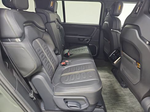 Used 2022 Rivian R1S Launch Edition image 23