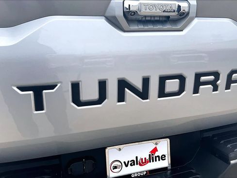 Used 2022 Toyota Tundra Limited AWD/4WD image 31
