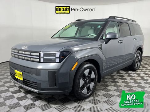 Used 2025 Hyundai Santa Fe SEL image 1