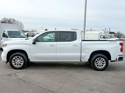 Certified 2023 Chevrolet Silverado 1500 RST image 4