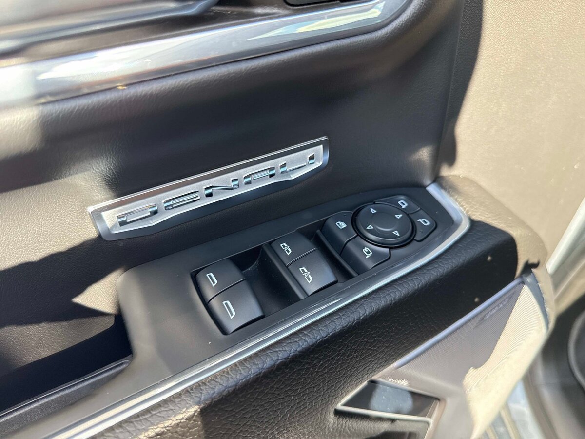 Used 2024 GMC Sierra 1500 Denali w/ Denali Reserve Package RWD image 18