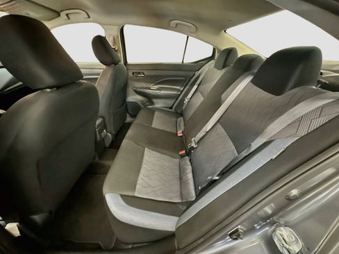 Used 2025 Nissan Versa SV FWD image 27