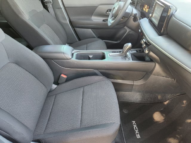Used 2025 Nissan Kicks S w/ Charging Package FWD image 14