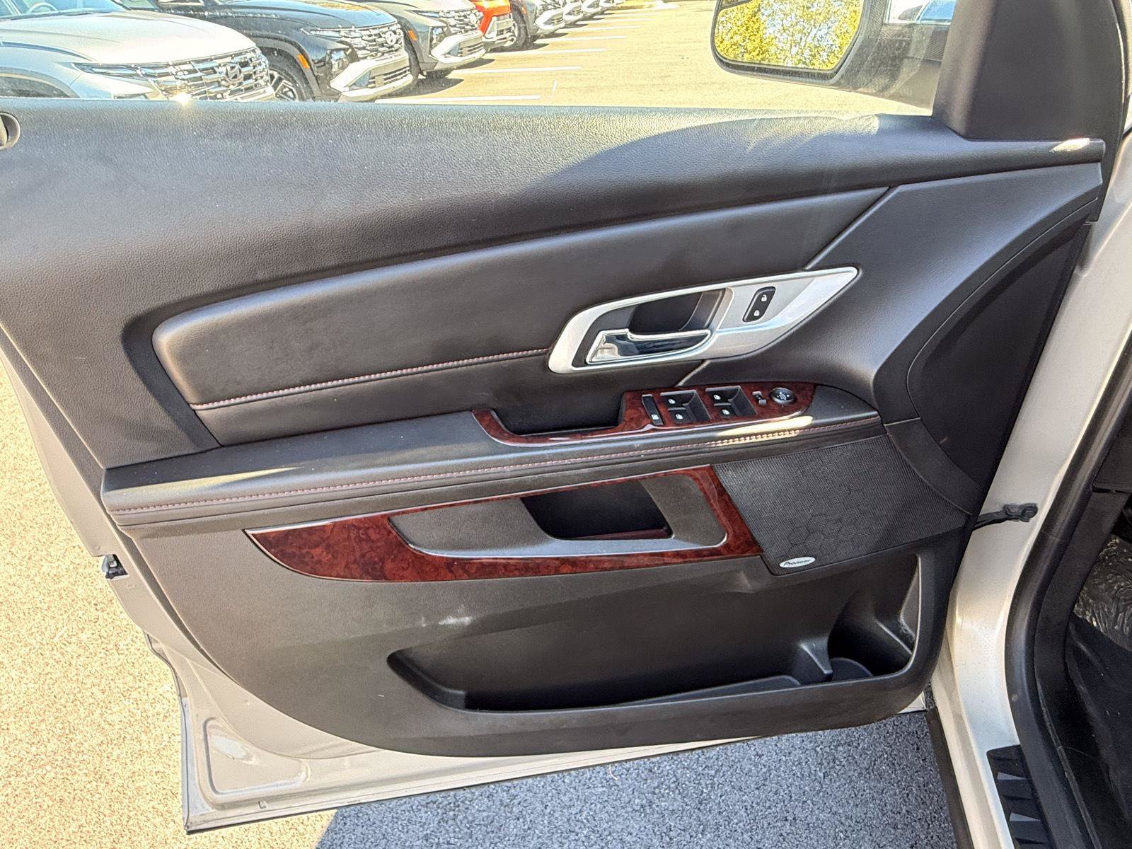 Used 2012 GMC Terrain SLE w/ Convenience Package AWD/4WD image 12