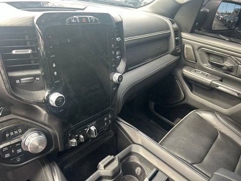 Used 2023 RAM 1500 Limited AWD/4WD image 11