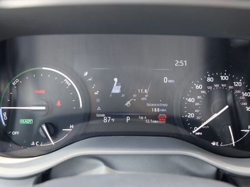 New 2026 Toyota Sienna XLE FWD image 31