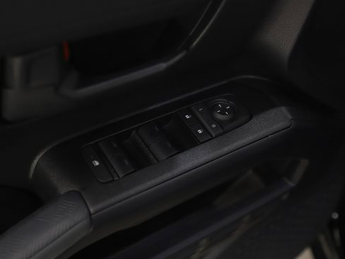 Used 2025 Toyota 4Runner SR5 image 19