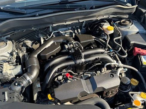 Used 2017 Subaru Forester 2.5i Touring image 32