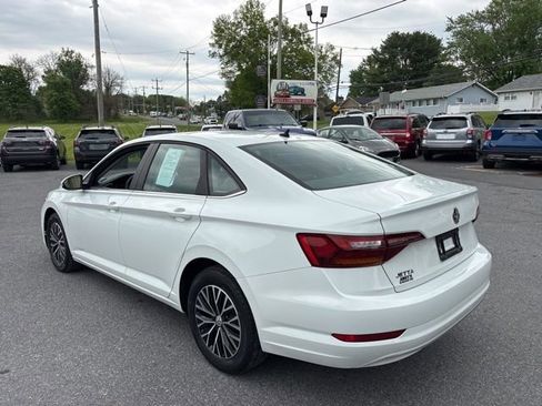 Used 2019 Volkswagen Jetta SE FWD image 5