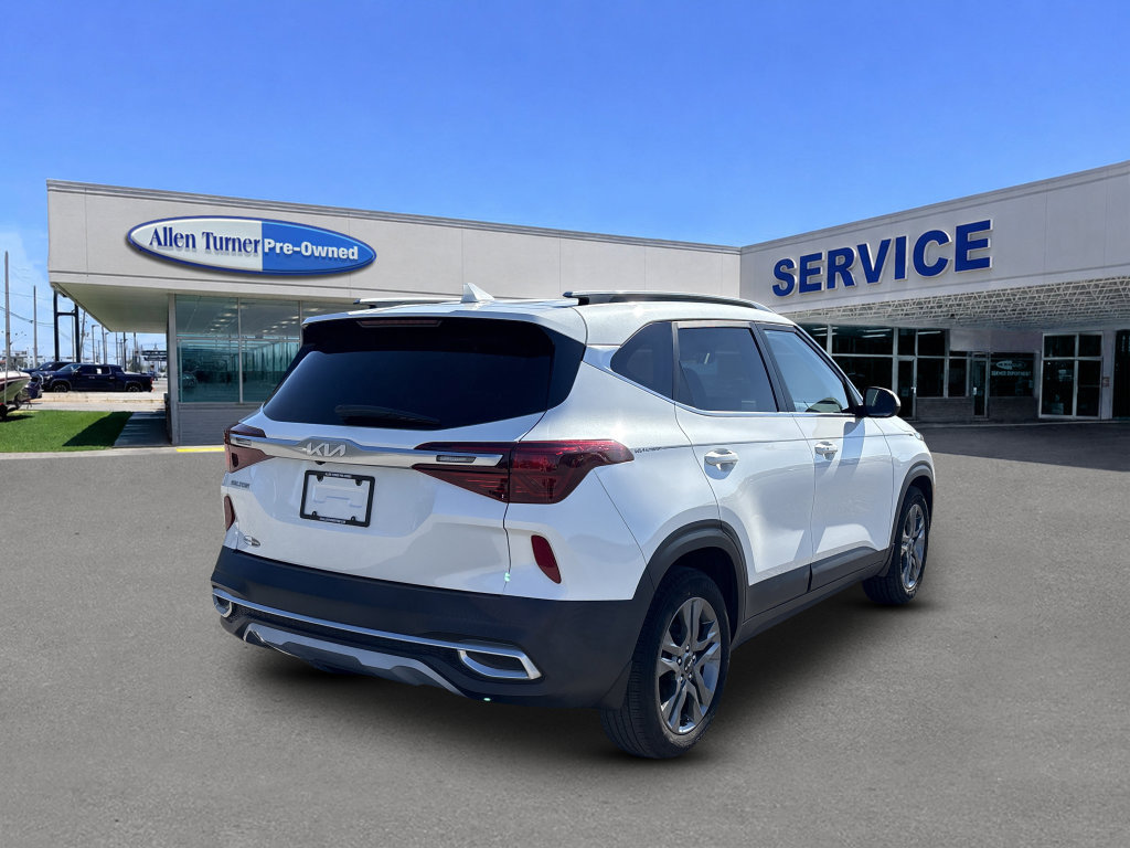 Used 2023 Kia Seltos S w/ Navigation Package FWD image 8