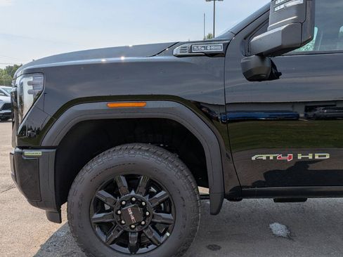 New 2026 GMC Sierra 2500 AT4 w/ AT4 Premium Plus Package AWD/4WD image 2
