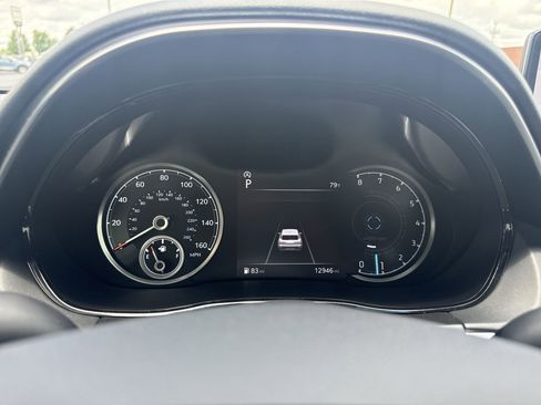 Used 2025 Genesis GV70 2.5T AWD/4WD image 15