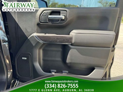 Used 2021 Chevrolet Silverado 1500 LTZ w/ LTZ Convenience Package II AWD/4WD image 29