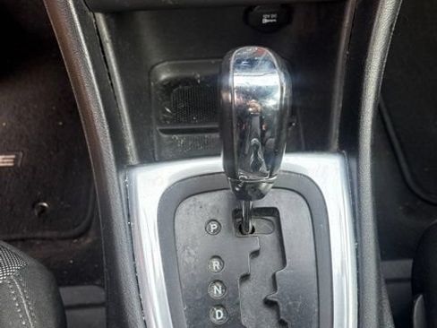 Used 2013 Dodge Avenger SXT FWD image 11